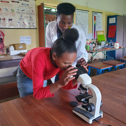 A Microscope For A Hands-On Science Lab